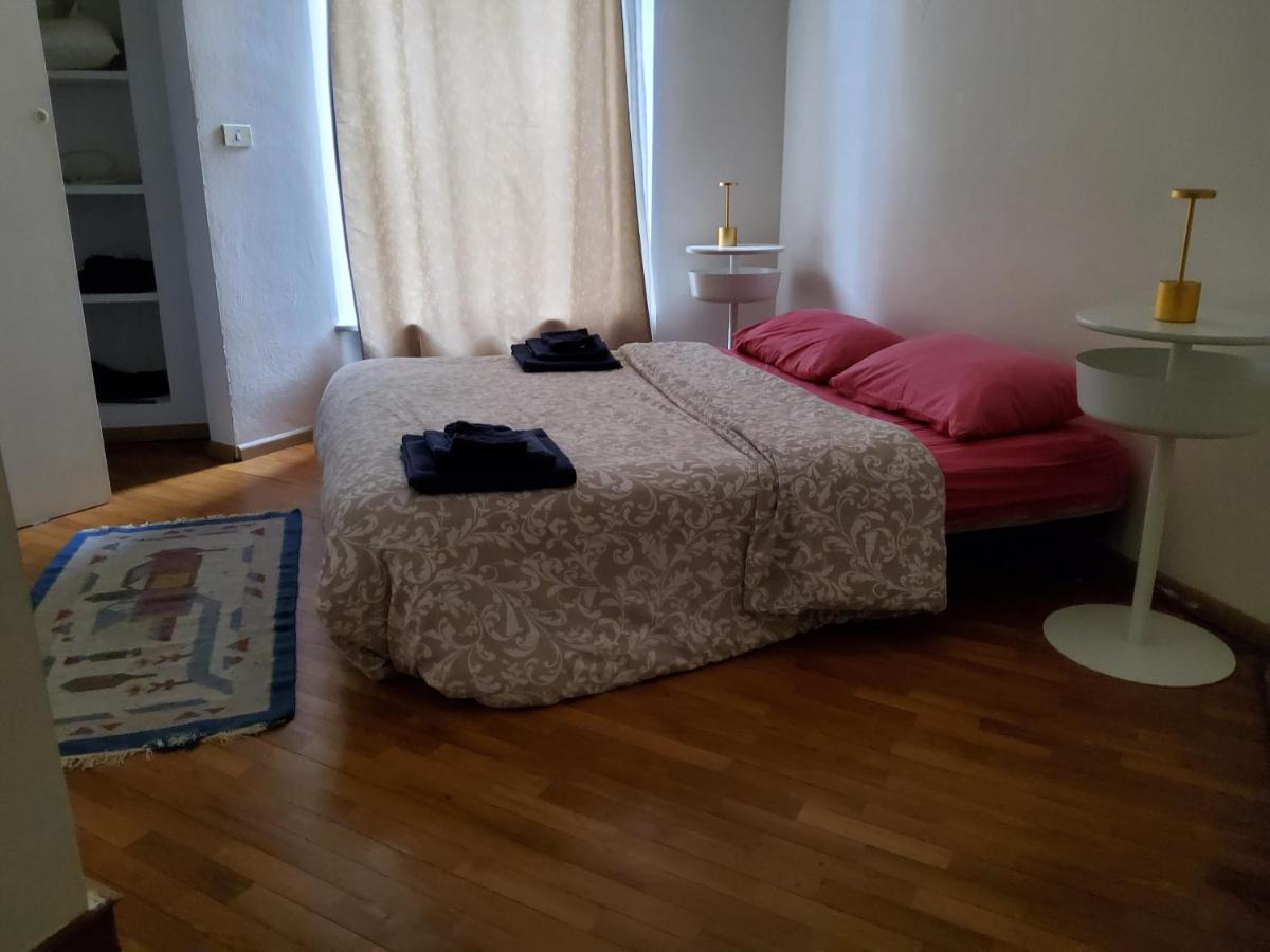 Apartmán Antica Casa Oddone Asti Exteriér fotografie